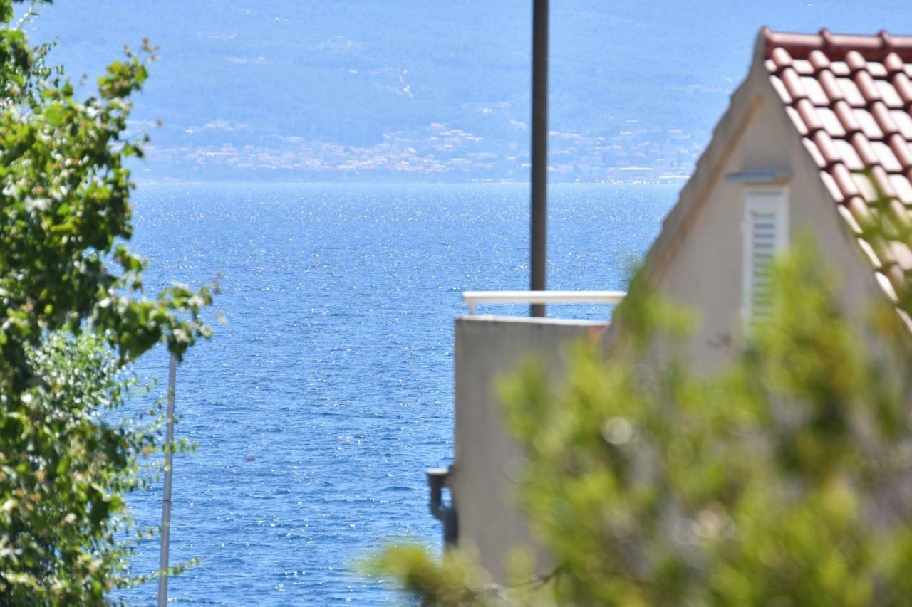 Apartmani Iva&Ante Dugi Rat Buitenkant foto